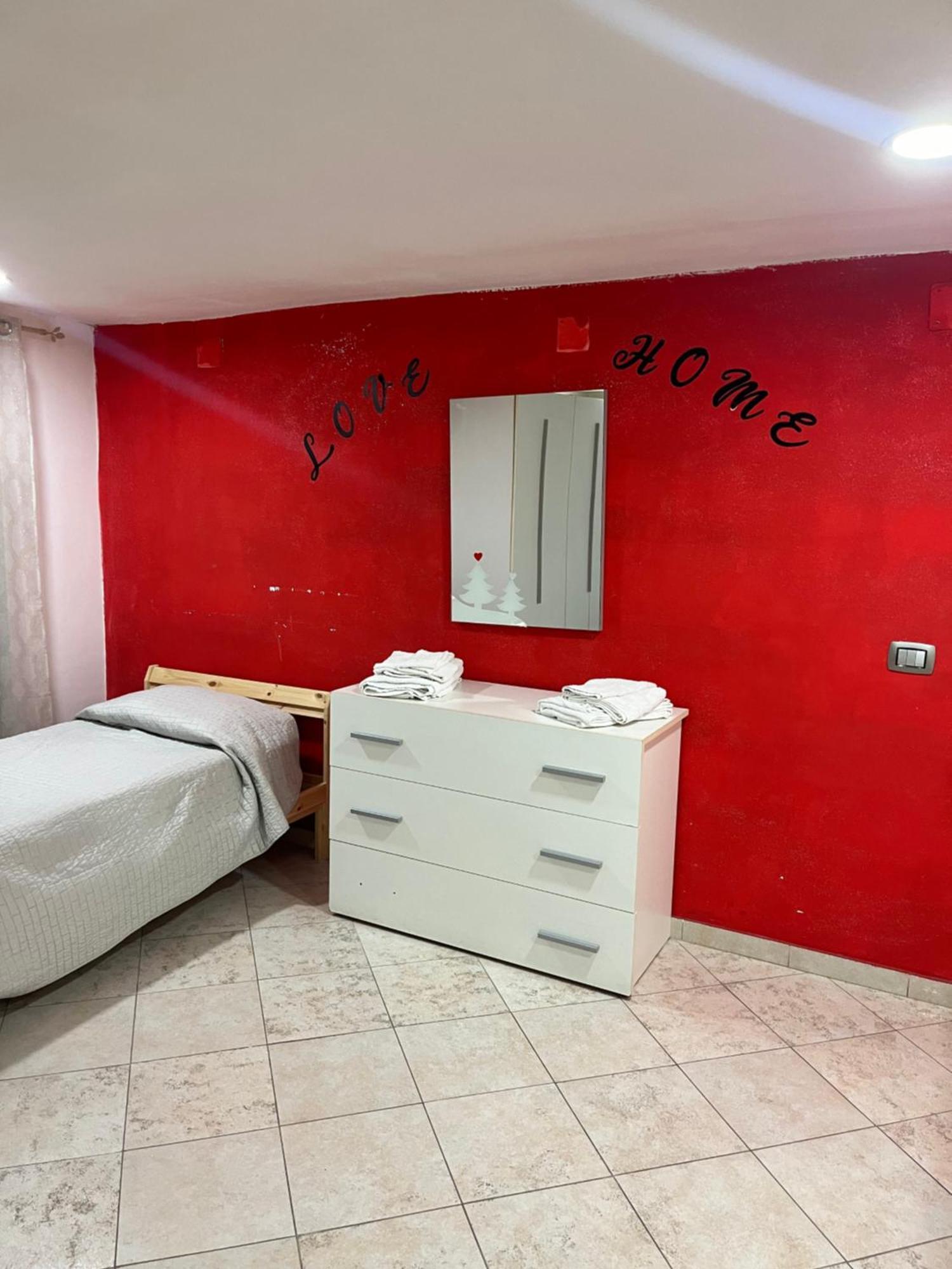 Love Home Naples Luaran gambar